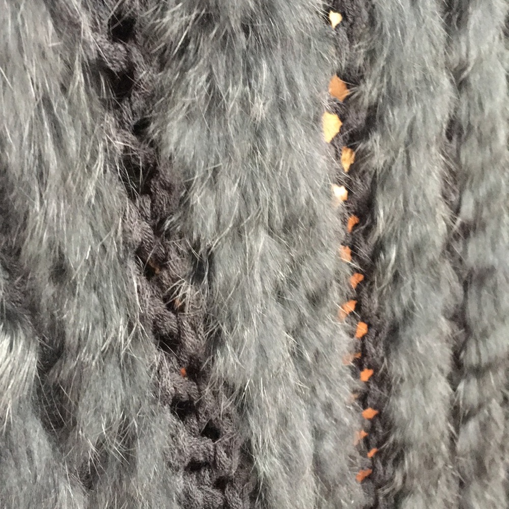 Rabbit cape - Picture 4 of 4